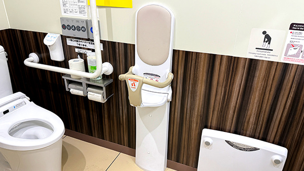 ドラッグセイムス三郷戸ケ崎３丁目薬局のキッズ用設備