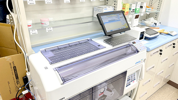 ドラッグセイムス新座南薬局の調剤器具