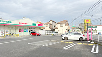 ドラッグセイムス新座南薬局の駐車場