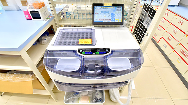 スギ薬局 綾瀬深谷店の調剤器具