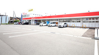 ウェルネス薬局川津北店の駐車場