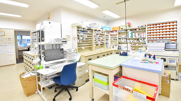 ファーマライズ薬局 十字街店の調剤室