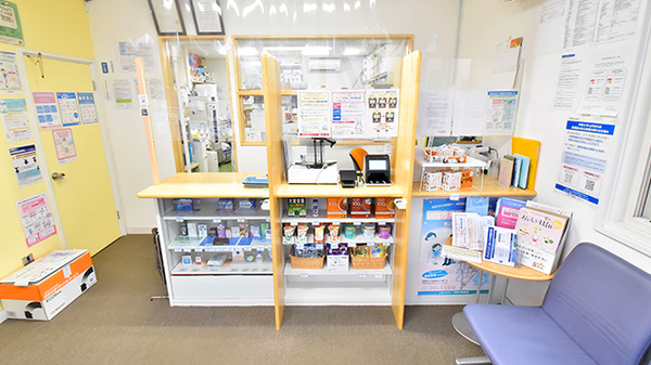 トリム薬局 五稜郭店の受付/カウンター