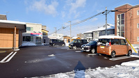 ファーマライズわかくさ薬局の駐車場