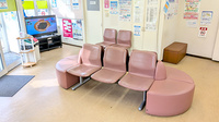 ファーマライズ薬局 こみなと店の待合スペース