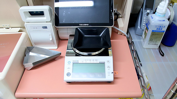 トリム薬局 姥ケ山店の調剤器具