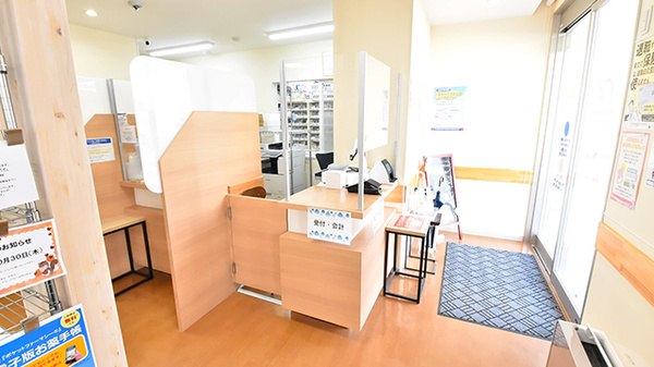 ファーマライズ薬局 寺尾店の受付/カウンター
