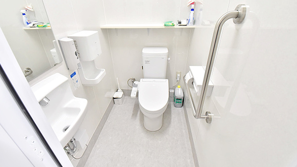 スギ薬局 本牧通り店のお手洗い