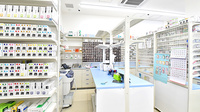 スギ薬局 神田駅南口店の調剤室