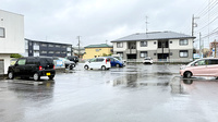 ドラッグセイムス伊奈中央薬局の駐車場