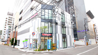 ウォンツ薬局広島駅北店の外観