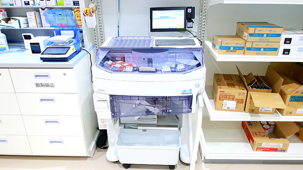ウォンツ薬局広島駅北店の調剤器具