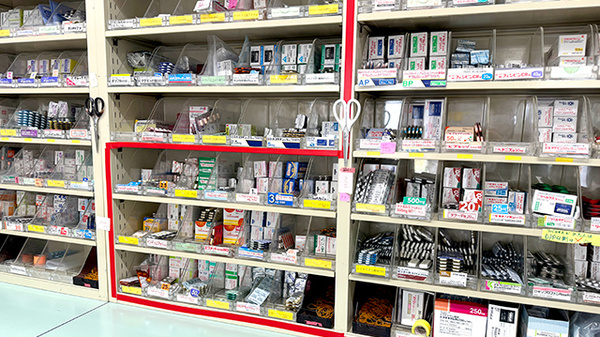 しょうなん調剤薬局竹鼻店の薬棚