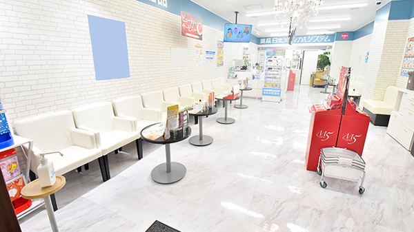 薬局日本メディカルシステム 光が丘店の待合スペース