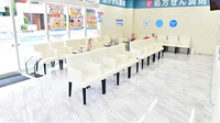 薬局日本メディカルシステム 藤沢店の待合スペース
