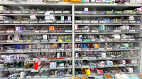 花ことば薬局 甲南通り店の薬棚