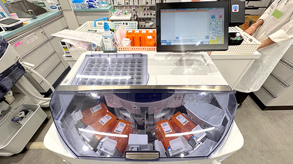 花ことば薬局 甲南通り店の調剤器具