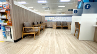 イオン薬局古河店の待合スペース