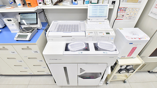 薬局くすりの福太郎　本大久保5丁目店の調剤器具