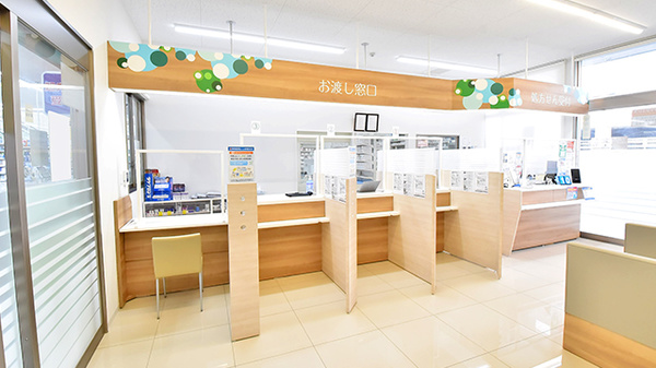 調剤薬局ツルハドラッグ西新店の受付/カウンター
