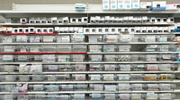 新生堂薬局 浄水通り店の薬棚
