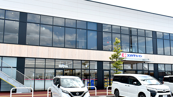 ココカラファイン薬局イオンモール橿原ウエストビレッジ店の外観