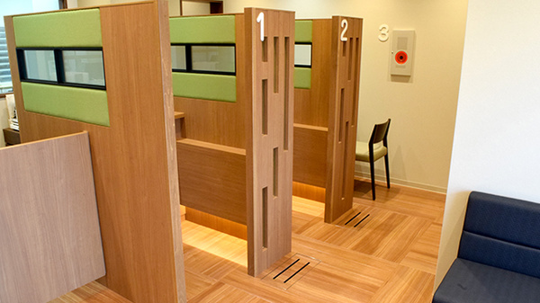 プラザ薬局　平田店の受付/カウンター