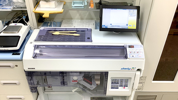 ドラッグセイムス足立佐野薬局の調剤器具