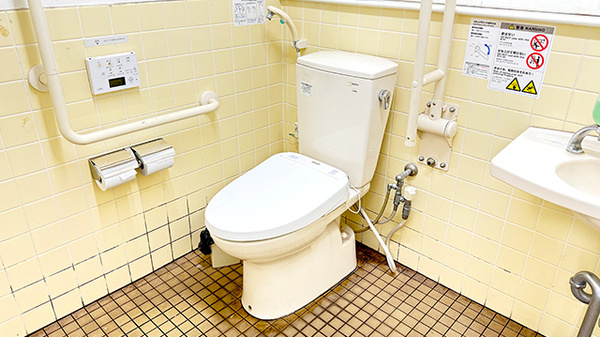 ドラッグセイムス浦和岸町薬局のお手洗い