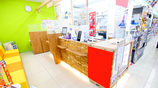 調剤薬局ツルハドラッグ多賀城町前店の受付/カウンター