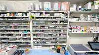 パル薬局 中原町店の薬棚
