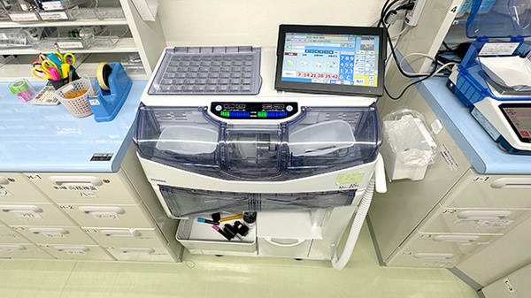 パル薬局 中原町店の調剤器具
