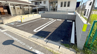 もみじ薬局の駐車場
