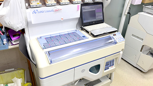 ひまわり薬局　城山店の調剤器具