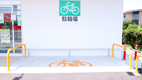 スギ薬局 塩尻北店の駐輪場