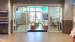 そうごう薬局 千歳船橋店の外観