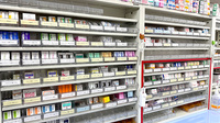 トラスト薬局　六条店の薬棚