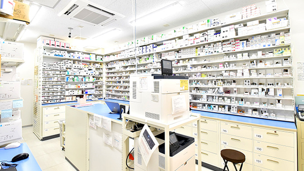 薬局くすりの福太郎　砂町店の調剤室