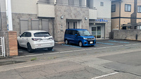 ルナ薬局　茶畑店の駐車場