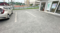 高橋薬局の駐車場