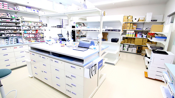 ウェルネス薬局 メディカルモール田和山店の調剤室