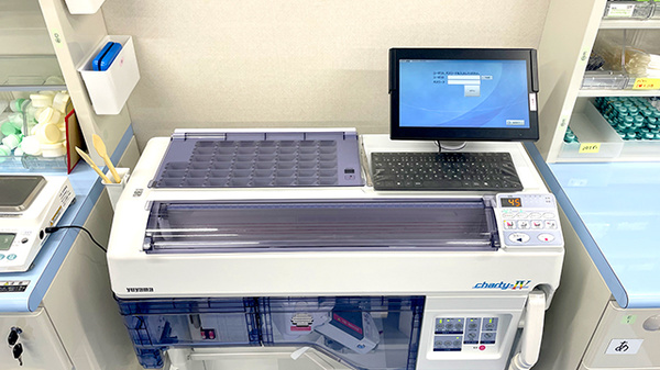 大信薬局西京極店の調剤器具