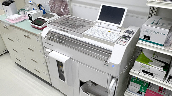 アカカベ薬局　田原台店の調剤器具