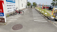アカカベ薬局　田原台店の駐輪場
