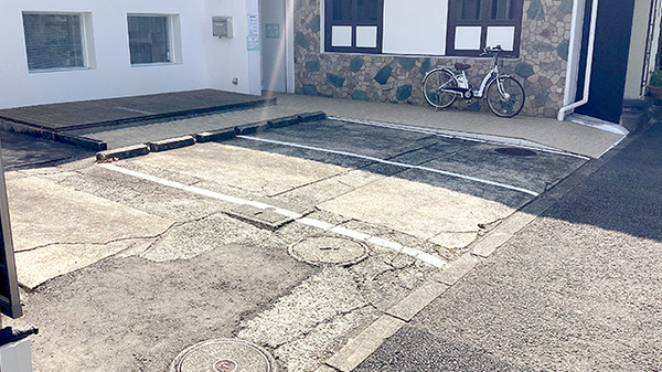 そよ風薬局 能見台店の駐車場