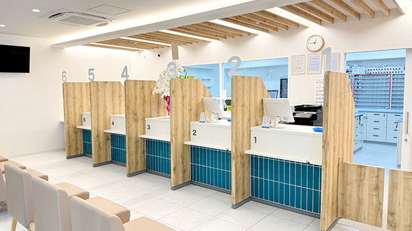 日生薬局 春日部店の受付/カウンター