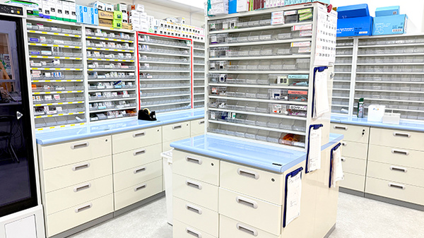 日生薬局 春日部店の調剤室