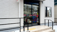 ココカラファイン薬局 成瀬南口駅前店の入口