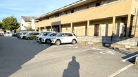 ユタカ薬局伏見深草の駐車場