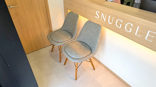 スナグル薬局　中小阪店の待合スペース